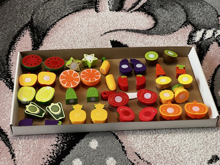 Zabawkowe owoce i warzywa do rozcinania