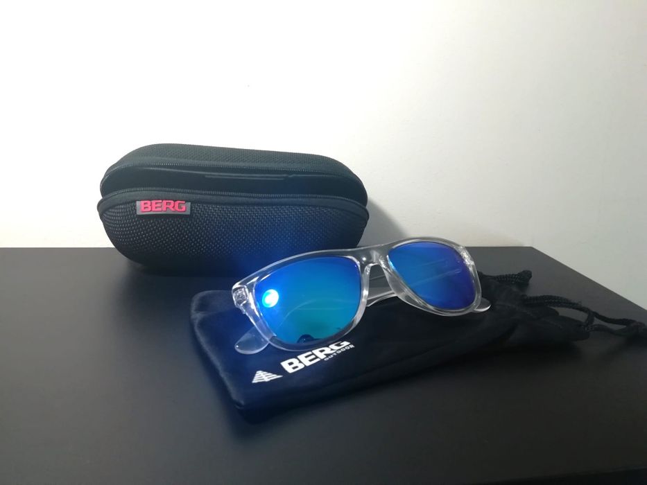 Óculos de sol espelhados