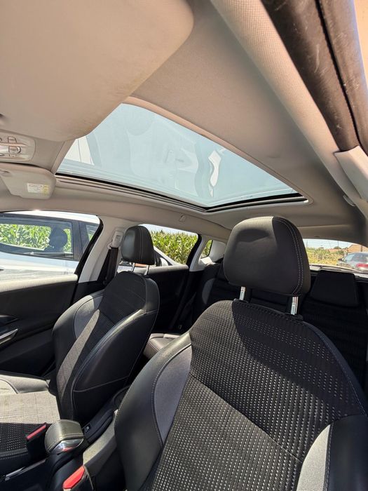 Peugeot 2008 — fotografia 12