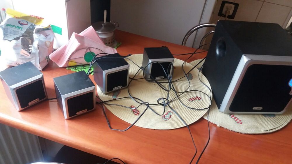 Zamienie glosniki Technika 5.1 na monety RP,PRL inne.