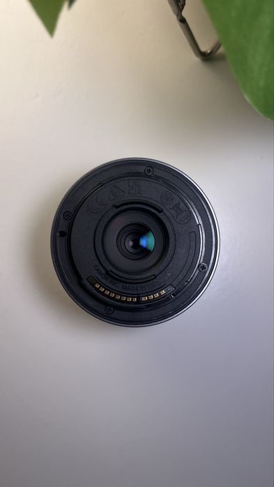 Lente CANON RF-S 10-18mm f/4.5-6.3 IS STM