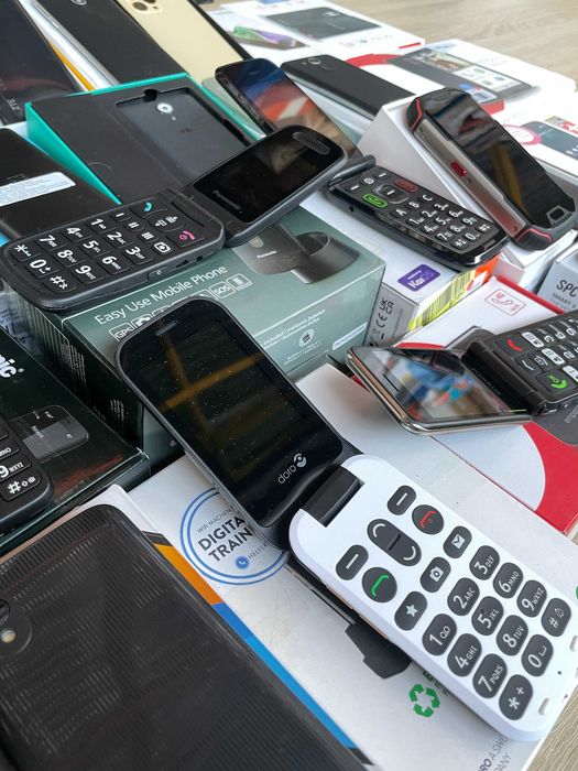 Тільки ОПТ / Смартфони, кнопкові телефони з Європи