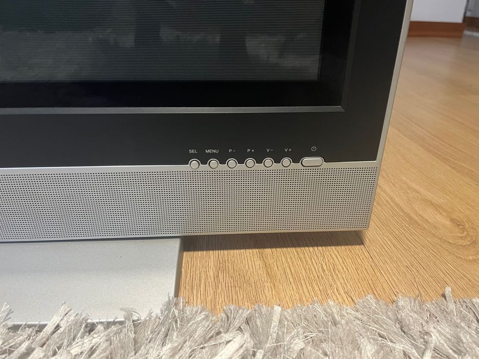 TV Sanyo 60" Plasma – Bom estado