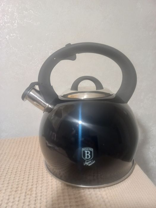 Чайник Berlinger Haus 3л