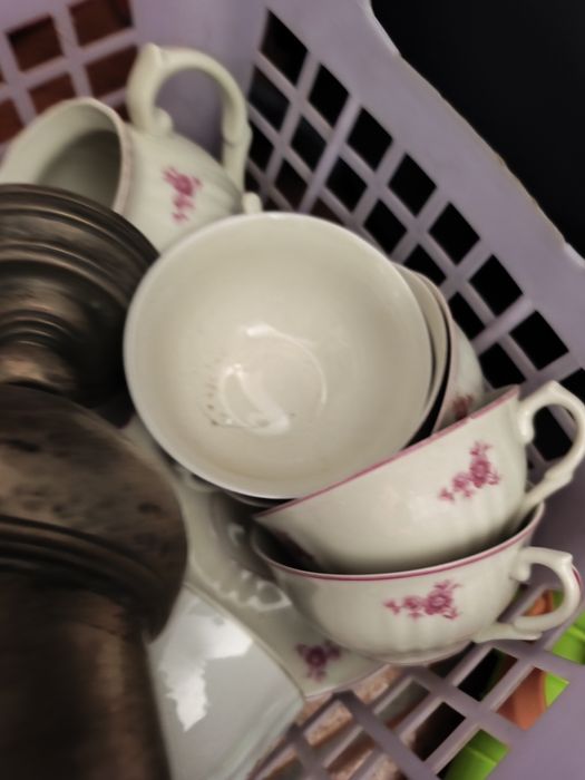 Cesto de louça antiga