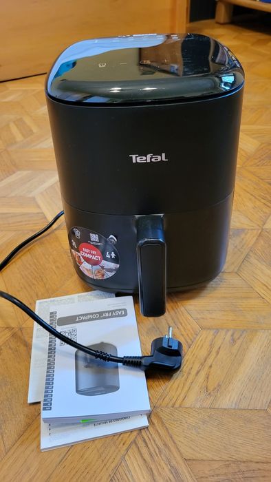 Air fryer Easy fry compacy Tefal