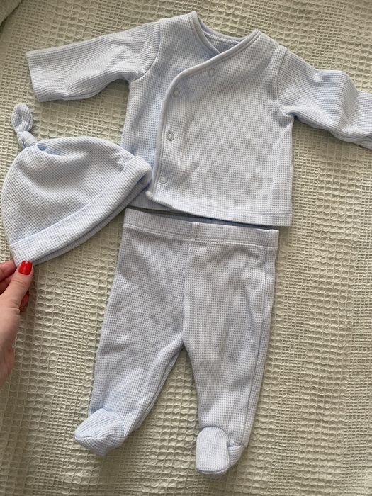 Костюм на выписку ,56-62р