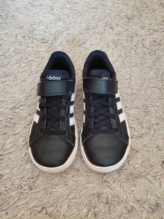 Sapatilha adidas unisexo