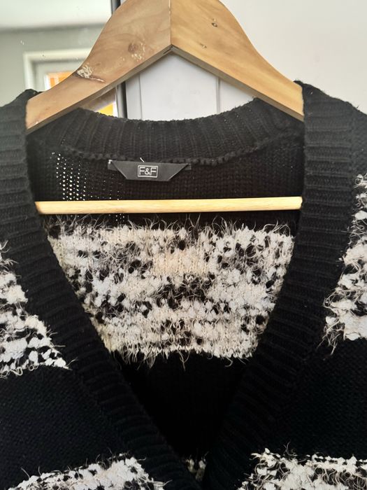 Rozpinany kardigan/sweter marki F&F, rozmiar M