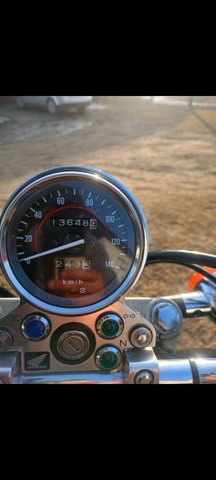 Honda Rebel 125 kat B