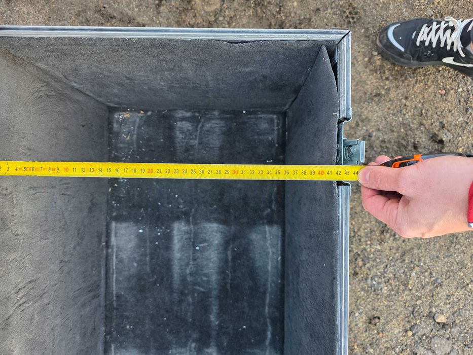 CASE 155x42x38 koła kejs flightcase skrzynia FAKTURA