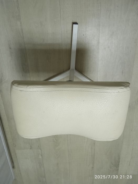 Меблі для манікюру