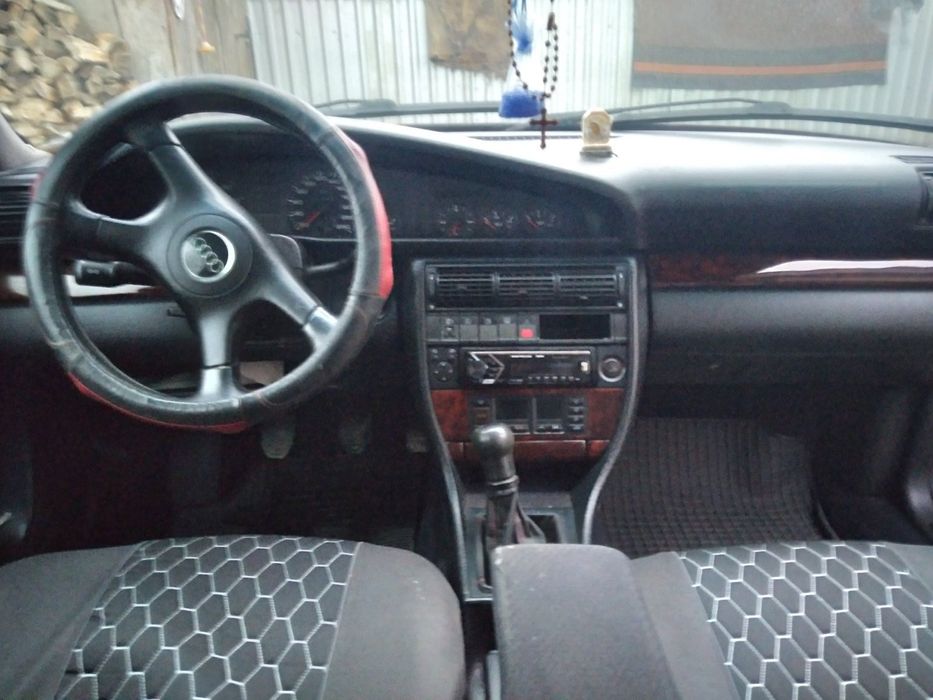 Продається Ауді 100