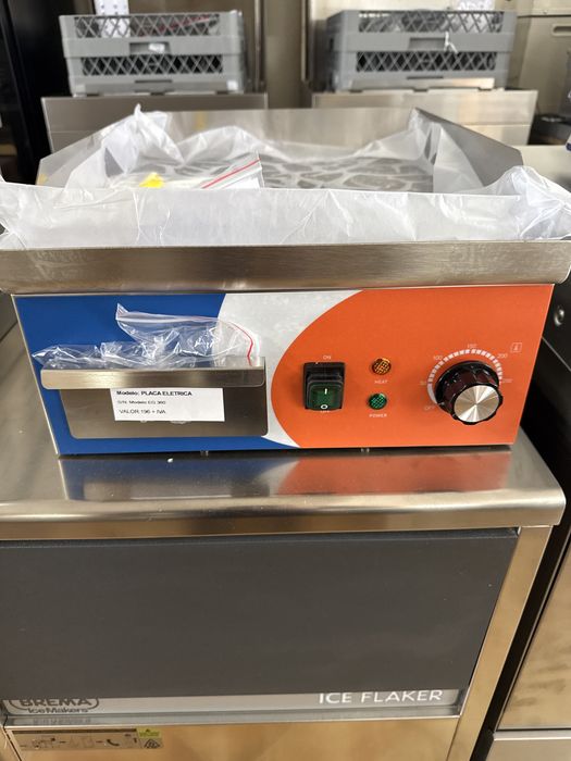 Equipamento de Hotelaria Grelhadores eletricos / Pranchas Grill