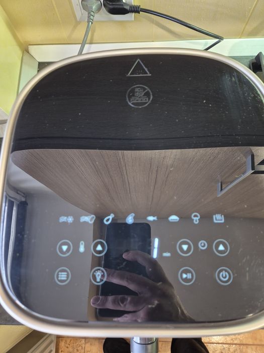 Продам Мультипіч Philips HD9257/80 Airfryer Ovi XL