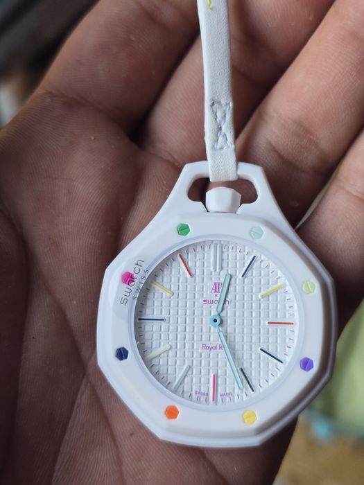 Relógio AP x Swatch Royal Pop