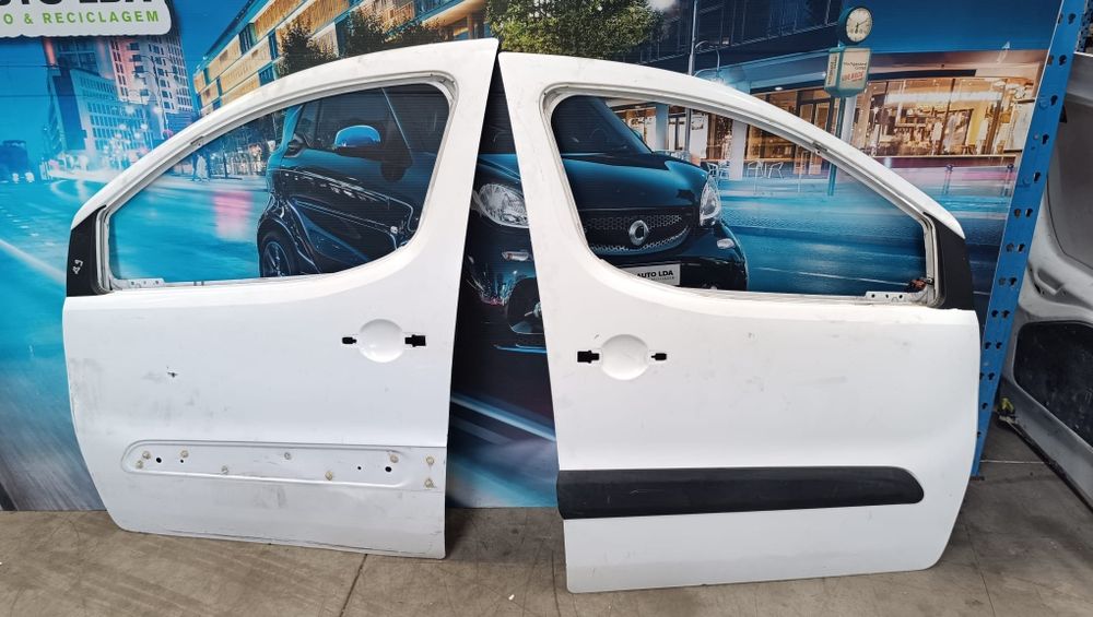 Porta frente esquerda e direita Peugeot Partner B9