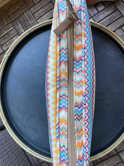 SLEEVE - CAPA PROTETORA DE COMPUTADOR PORTÁTIL - EM PELE - PARFOIS64729805674883123