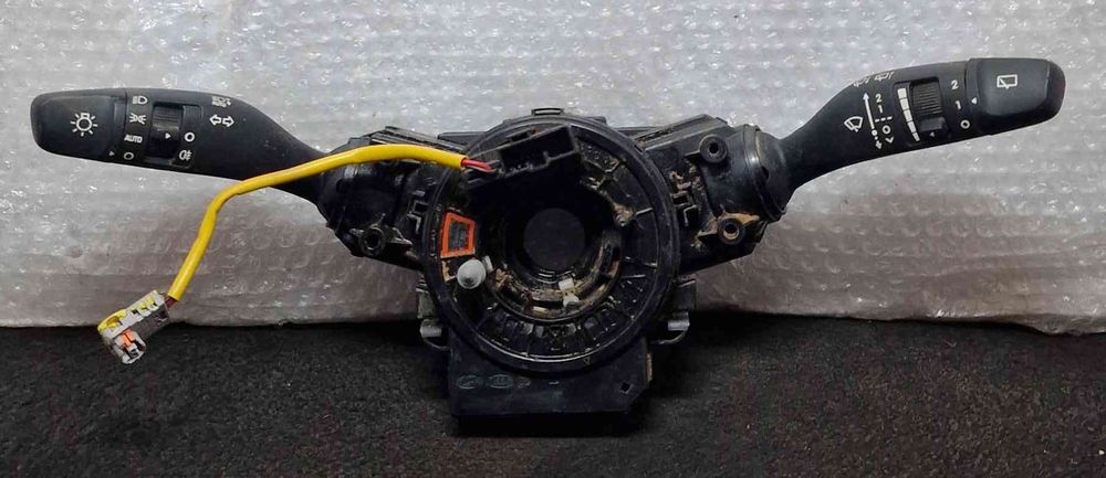 Conjunto / Manetes de Luzes e Limpa Vidros - KIA XCEED