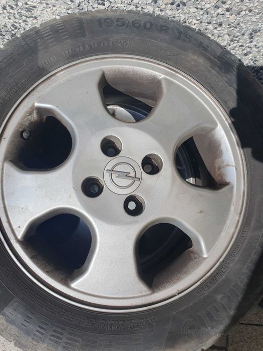 opel astra felgi 4x100 opony 195/60 r15