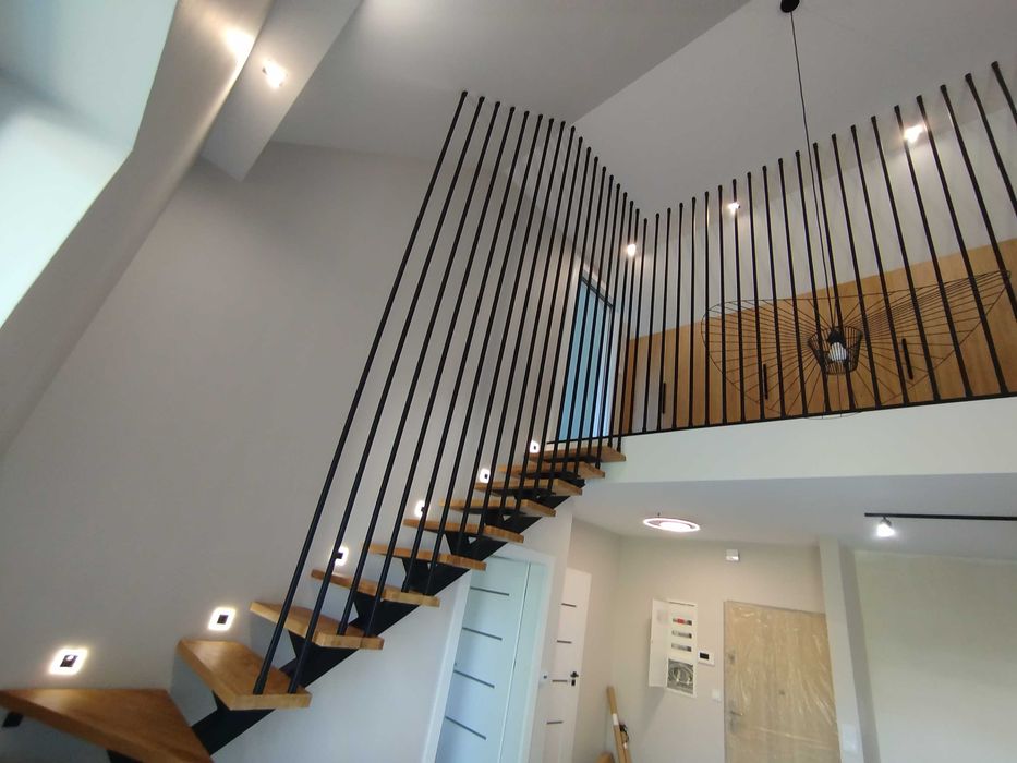 Schody stalowe balustrady i bramy