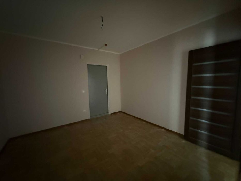 Простора євродвушка 61 м² у ЖК «Деснянський» (кухня-вітальня 18 м²). Ремонт та автономна котельня. Є-Оселя, без%!