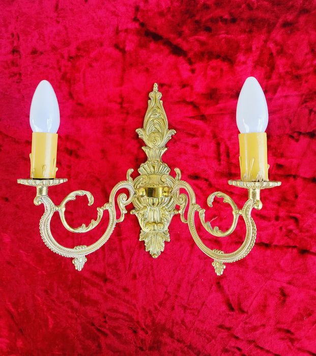 Piekne stylowe mosiężne palacowe kinkiety