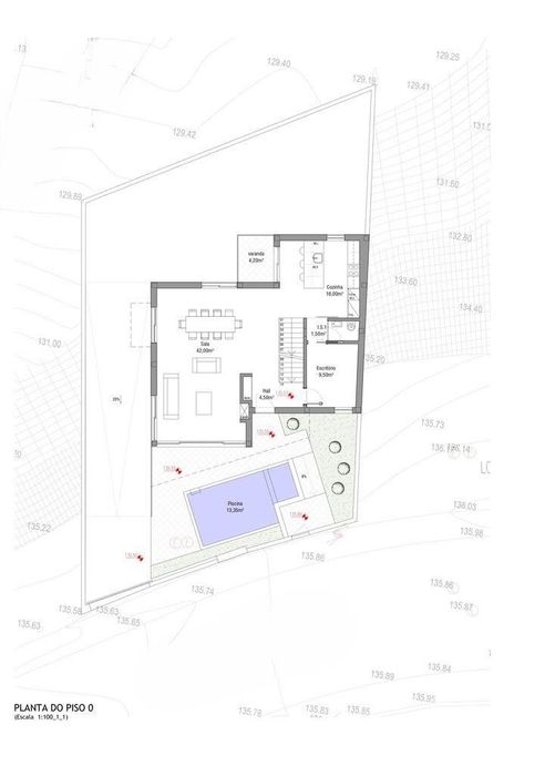 Casa / Villa T4 em São Domingos de Rana de 170,00 m2