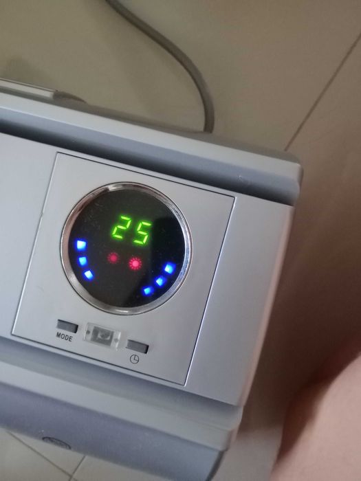 Aparelho de parede de ar frio e quente