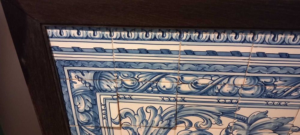 Painel de azulejos pintados à mão Viúva Lamego