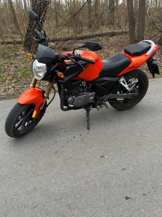 Motocykl Nitro ZIPP 250