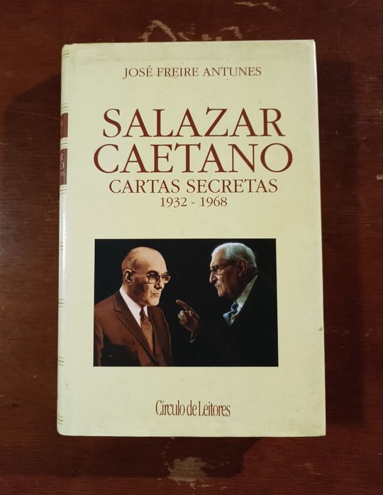 Livro Salazar e Caetano