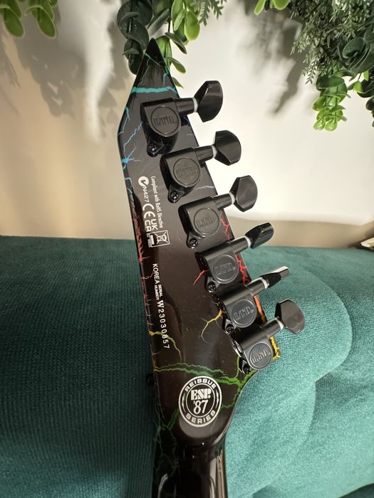 ESP LTD Eclipse ´87 Rainbow CRK Floyd Rose 1000