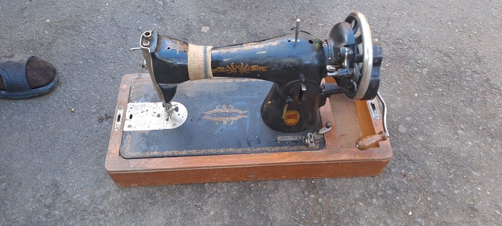 Ручна швейна машинка Подольск