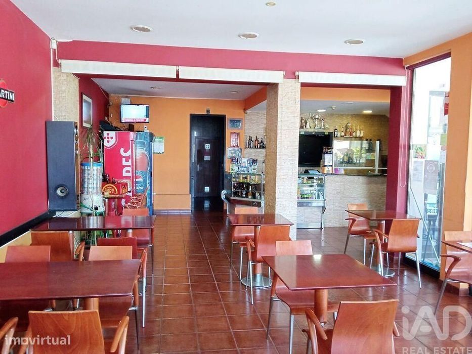 Restaurante em Santa Marta de Portuzelo de 210,00 m2