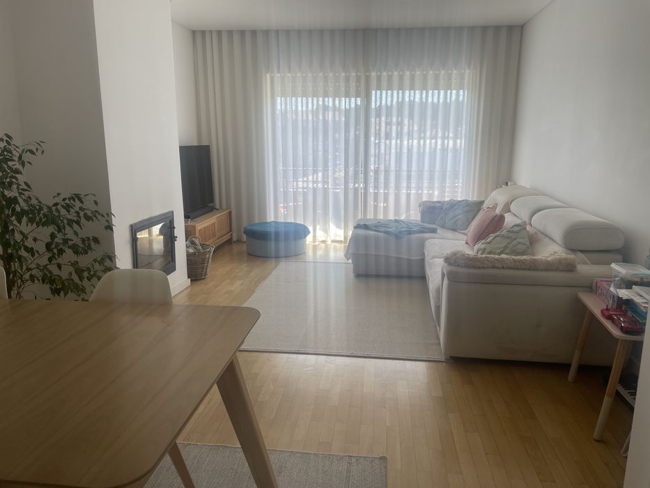 T4 Duplex em vilar de andorinho N222