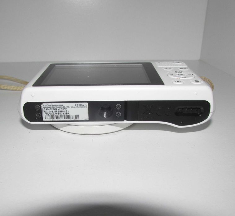 Samsung WB35F 16.2MP Smart WiFi & NFC Digital Camera