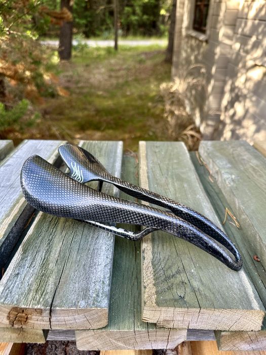 Superlekkie siodełko SMP Italy Full HS Carbon 3K