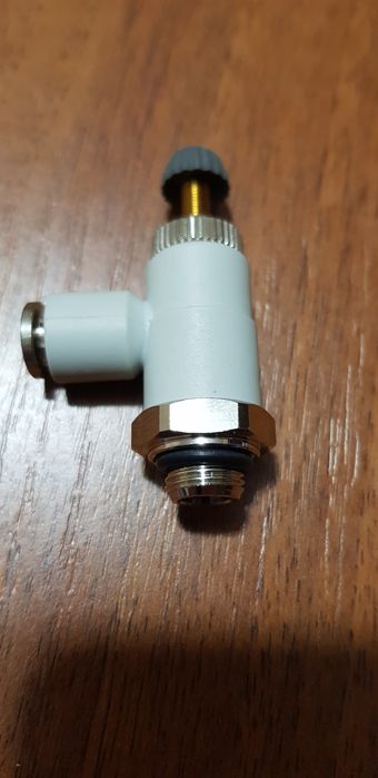 Пневмодросель Camozzi TMVU  під трубку 6мм