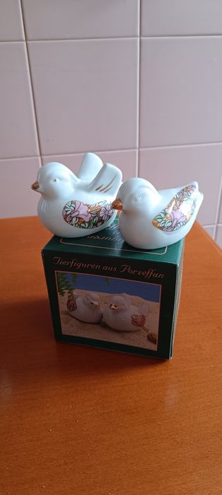 Várias peças em porcelana