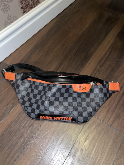 Продам сумку/бананку LOUIS VUITTON