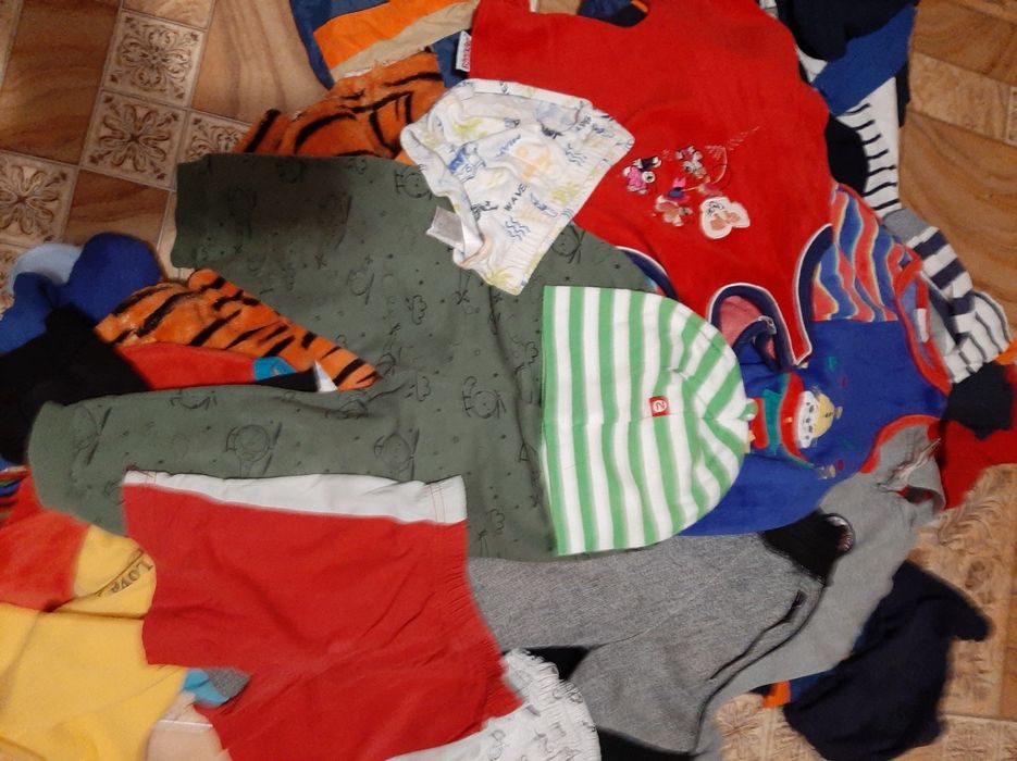 Дитячі речі на малечу