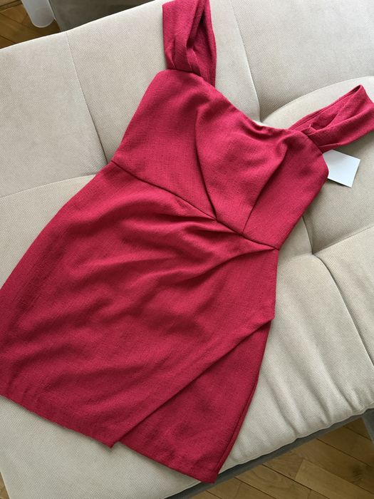 Сукня міні Zara на одне плече — Нова, розмір M. Платье зара