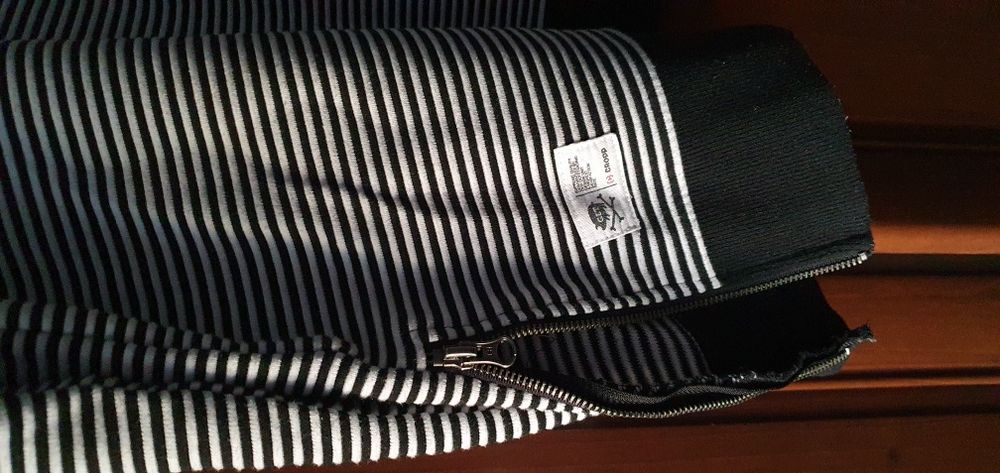 Sweter męski XL z zamkami