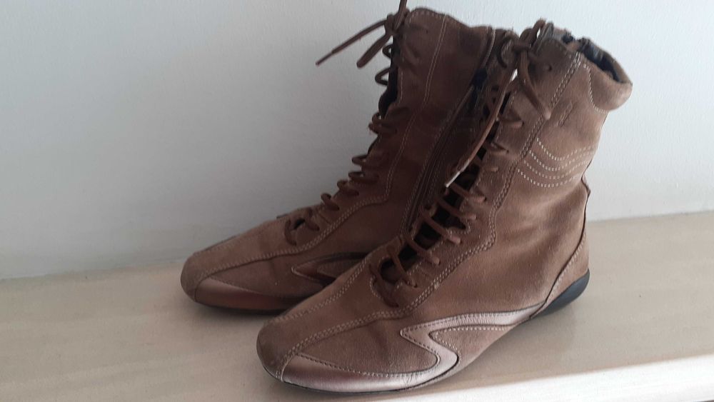 Botas Geox impecáveis