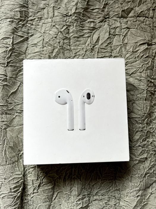 Etui ładujące AirPods II (cena do negocjacji)
