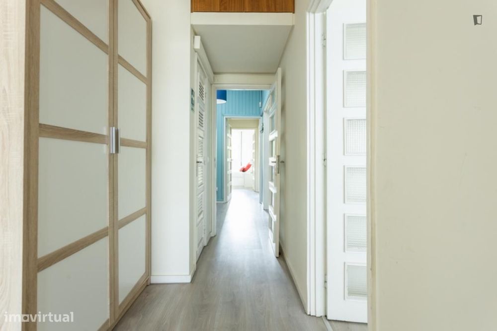 Apartamento com 4 quartos - localizado em Cedofeita Porto