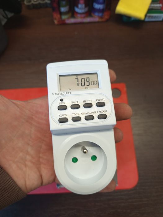 Sprzedam programator czasowy.