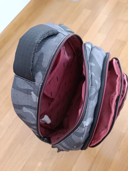 Mochila Venom Marvel 44cm