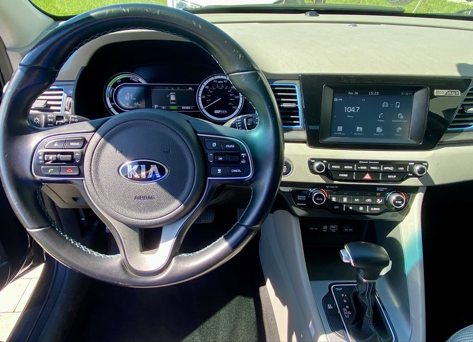 Кіа ніро ПЛАГІН -гібрид автомат Киа ниро авто хюндай бензин срочно